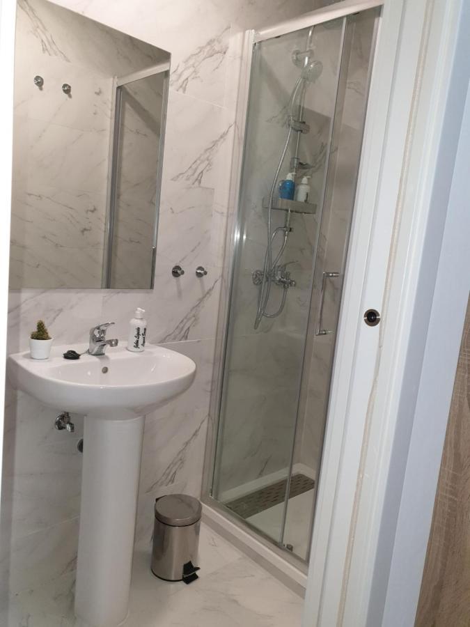 Norte Oviedo Rooms 마드리드 외부 사진